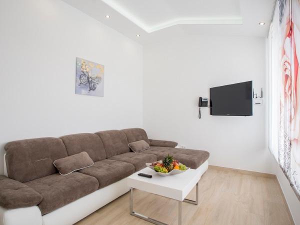 Adrion Aparthotel : photo 4 de la chambre appartement 2 chambres