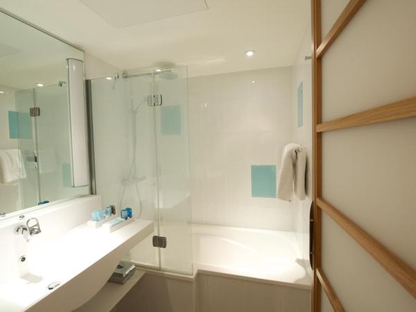 Novotel Manchester Centre : photo 6 de la chambre chambre supérieure lit queen-size