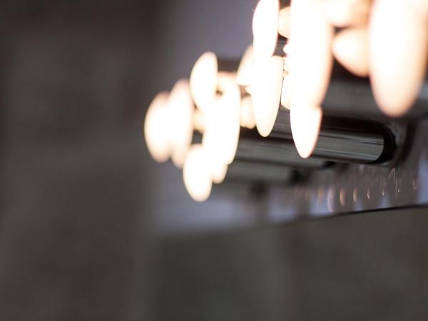 Happy Porto Hostel & Apartments : photo 4 de la chambre lit dans dortoir mixte de 10 lits avec salle de bains privative - vue sur rivière