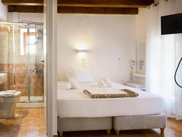 Ontas Traditional Hotel : photo 3 de la chambre chambre triple