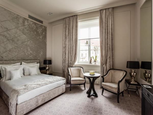 Hotel Bellotto : photo 9 de la chambre chambre lit king-size supérieure