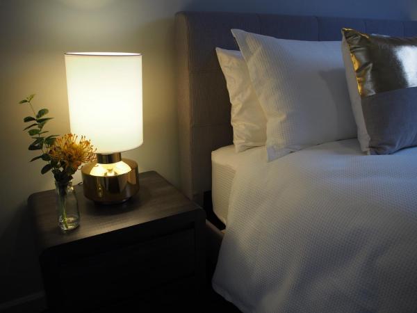 City Quarters on Brewer : photo 2 de la chambre chambre supérieure lit queen-size