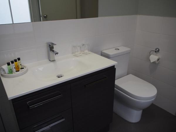 City Quarters on Brewer : photo 8 de la chambre chambre supérieure lit queen-size