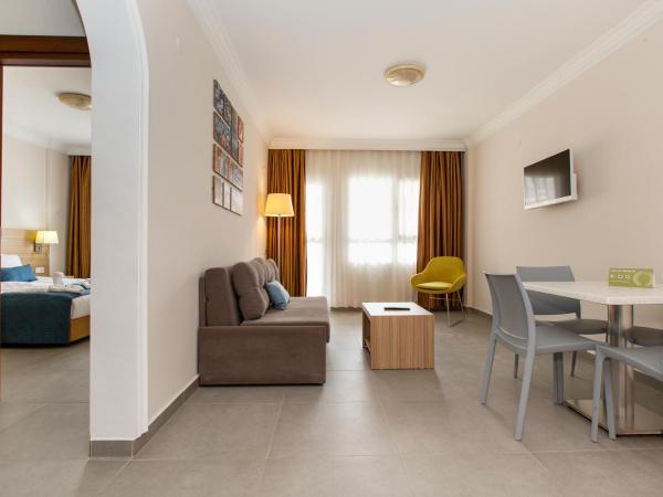 Kleopatra Tuna Apart Hotel : photo 3 de la chambre chambre quadruple confort