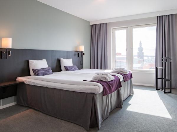 Best Western Plus Hotel Plaza : photo 6 de la chambre suite lit king-size