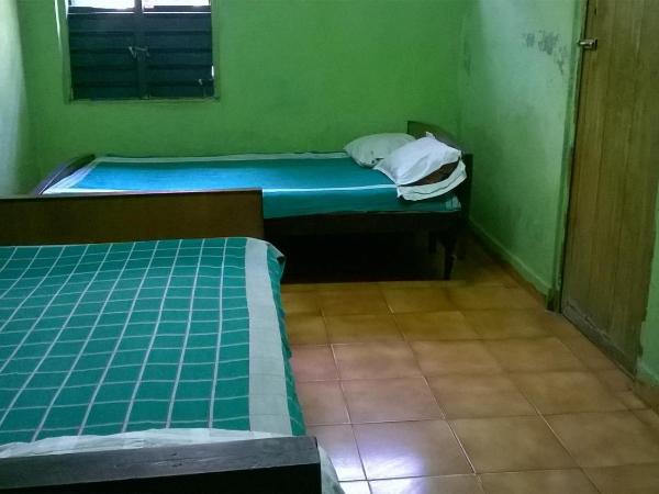 Xavier Guest House : photo 10 de la chambre chambre triple Économique