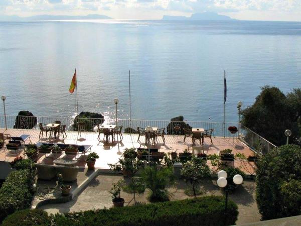 Hotel Don Felipe : photo 8 de la chambre chambre double ou lits jumeaux - vue sur mer
