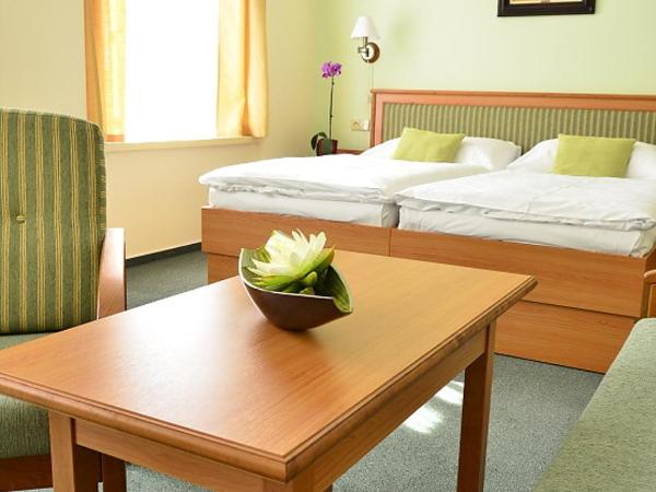 Castle Residence Praha : photo 2 de la chambre chambre familiale (2 adultes + 1 enfant)