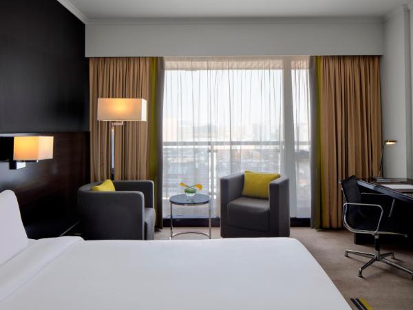 Pullman Dubai Creek City Centre : photo 3 de la chambre chambre double supérieure