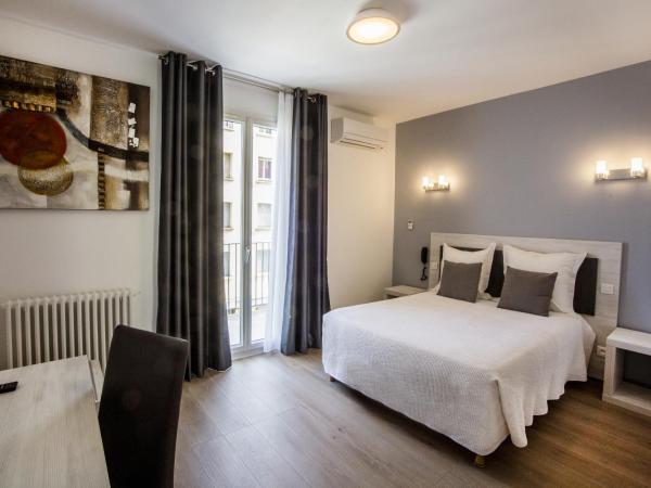 Hôtel Sampiero Corso : photo 1 de la chambre chambre double supérieure avec balcon