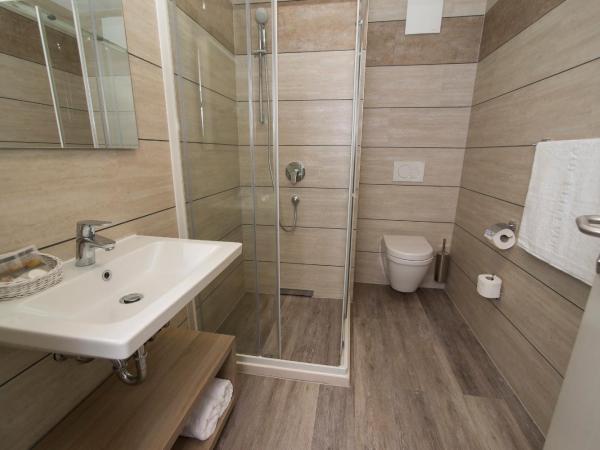 Hostel Sol : photo 2 de la chambre chambre double ou lits jumeaux - vue sur mer