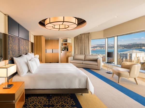 Swissotel The Bosphorus Istanbul : photo 4 de la chambre chambre d'angle - vue sur bosphore