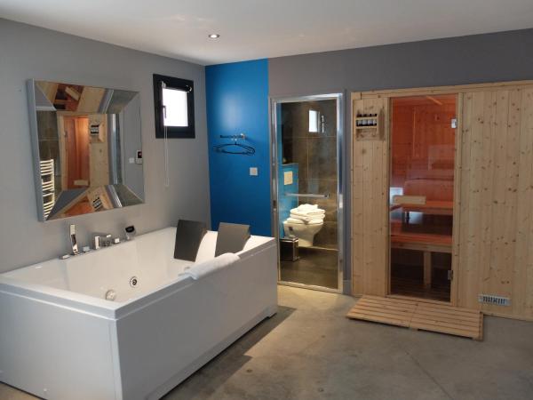 Be Loft B&B Pool & Spa : photo 5 de la chambre chambre double avec baignoire spa et sauna