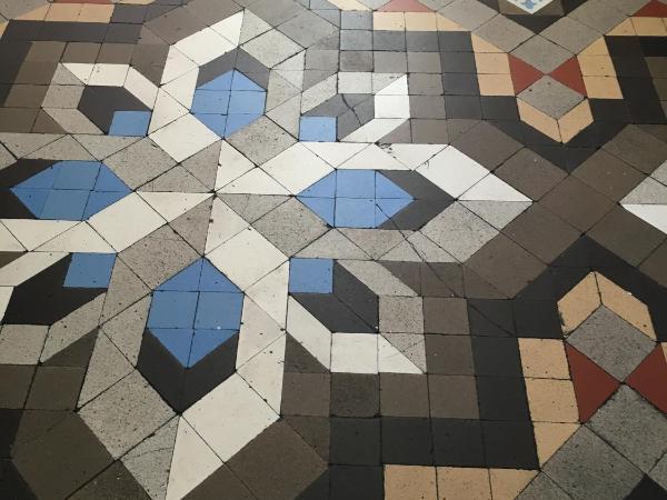 Hostal Eixample : photo 4 de la chambre large exterior double room with private bathroom and balcony