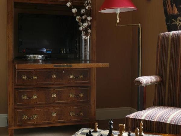 Hotel Dwór Kościuszko : photo 4 de la chambre chambre deluxe double ou lits jumeaux