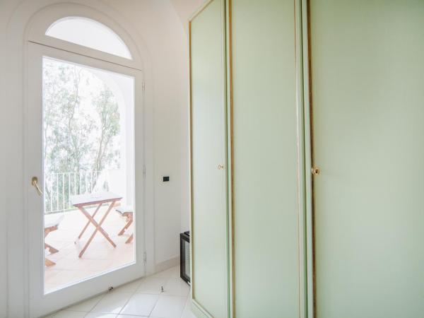Villacore Luxury Guest House : photo 4 de la chambre chambre standard double avec salle de bains privative séparée