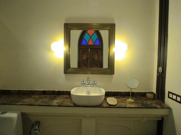 Deewanji Ni Haveli : photo 9 de la chambre suite heritage lit king-size