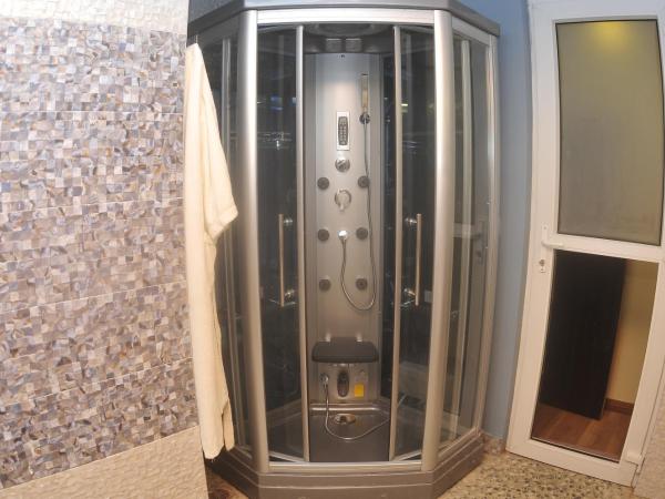 Royal Penguin Boutique Hotel & Spa : photo 10 de la chambre suite présidentielle