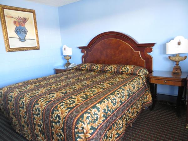 A Fisher's Inn Motel : photo 3 de la chambre chambre lit queen-size - non-fumeurs