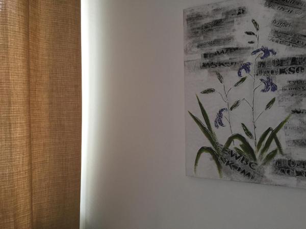 Linné Hostel : photo 2 de la chambre chambre triple avec salle de bains commune