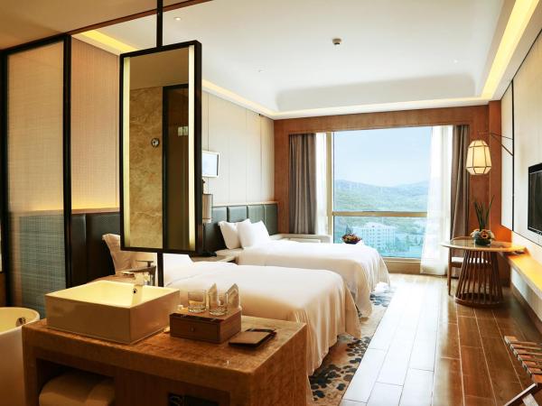 Harman Resort Hotel Sanya : photo 4 de la chambre executive double or twin room with mountain & sea view