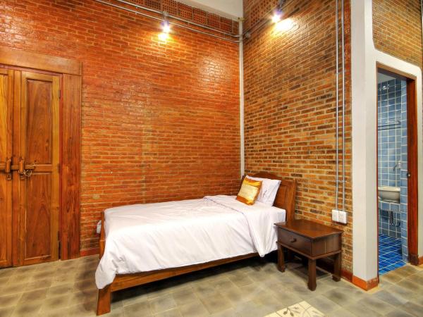 Saeng Panya Home SHA Plus : photo 3 de la chambre chambre familiale