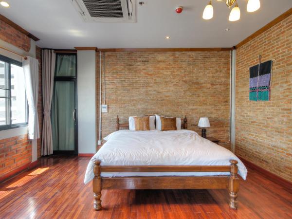 Saeng Panya Home SHA Plus : photo 3 de la chambre chambre double avec balcon
