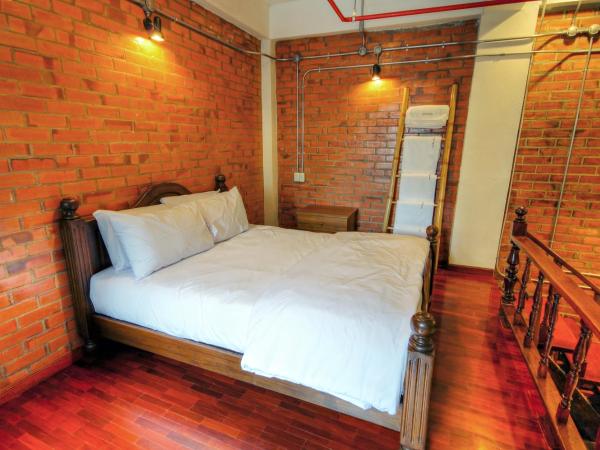Saeng Panya Home SHA Plus : photo 10 de la chambre chambre quadruple supérieure