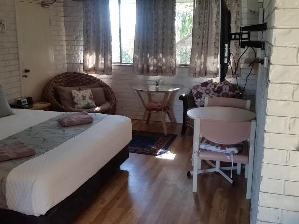 Holland Park Motel : photo 5 de la chambre chambre lit king-size standard