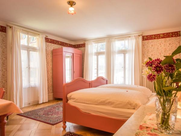 Historic Hotel Falken : photo 2 de la chambre chambre lit double ou lits jumeaux supérieure - vue sur montagne