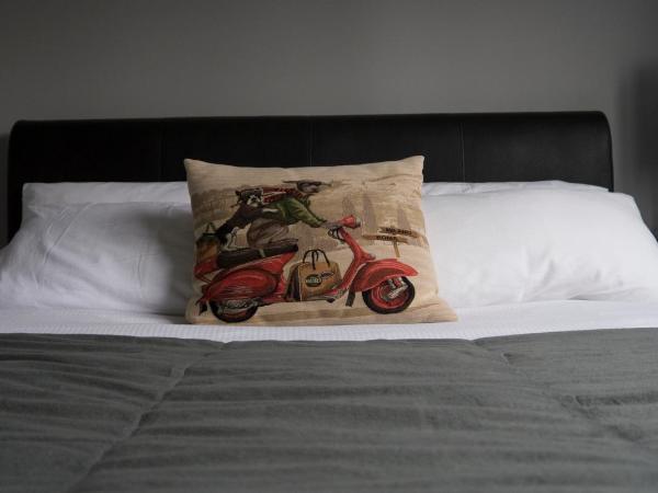 Hannahs Guesthouse : photo 1 de la chambre chambre double standard avec salle de bains commune