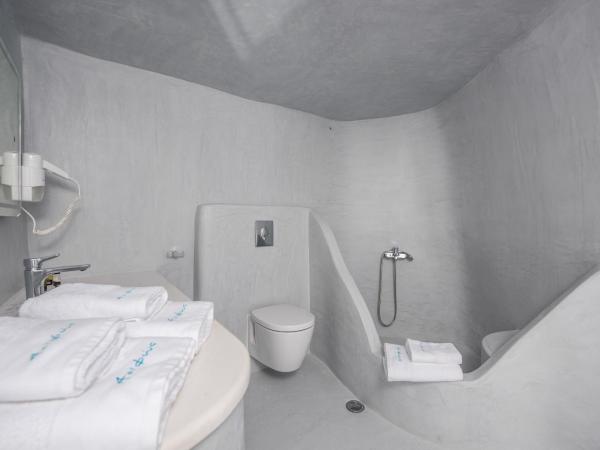 Horizon Aeifos Suites : photo 3 de la chambre suite triple - vue sur caldeira