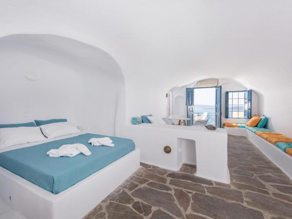 Horizon Aeifos Suites : photo 4 de la chambre suite triple - vue sur caldeira