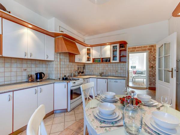 Kamienica Gdynia hotelowe komfortowe łóżka, plaża Orłowo molo : photo 8 de la chambre chambre double