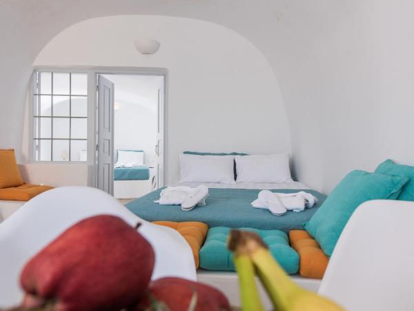 Horizon Aeifos Suites : photo 3 de la chambre suite 2 chambres - vue sur caldeira