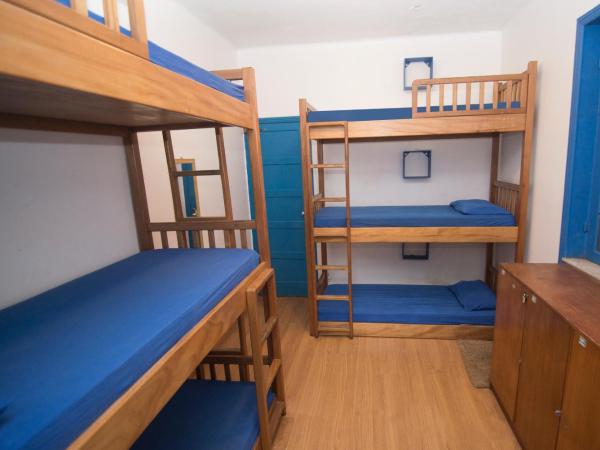 Ipanema Beach House : photo 5 de la chambre lit dans dortoir mixte de 6 lits avec climatisation