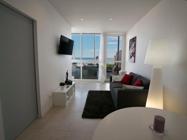 Le Grand Large Bord de Mer Hotel & Appartements : photo 6 de la chambre appartement signature avec terrasse - vue sur mer