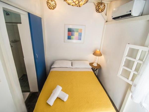 Ipanema Beach House : photo 5 de la chambre chambre double avec salle de bains privative