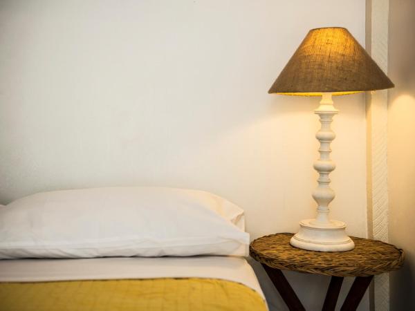 Ipanema Beach House : photo 6 de la chambre chambre double avec salle de bains privative
