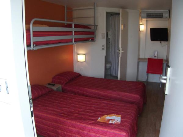 Premiere Classe Biarritz : photo 5 de la chambre chambre triple supérieure
