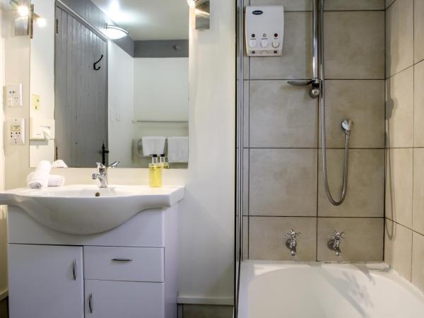Camelot Motor Lodge : photo 3 de la chambre appartement 2 chambres