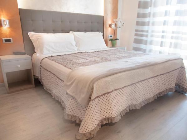 Hotel Gabbiano : photo 2 de la chambre chambre double supérieure - vue sur mer - occupation simple