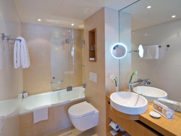 Hotel Maximilian - Stadthaus Penz : photo 1 de la chambre chambre double ou lits jumeaux climatisée