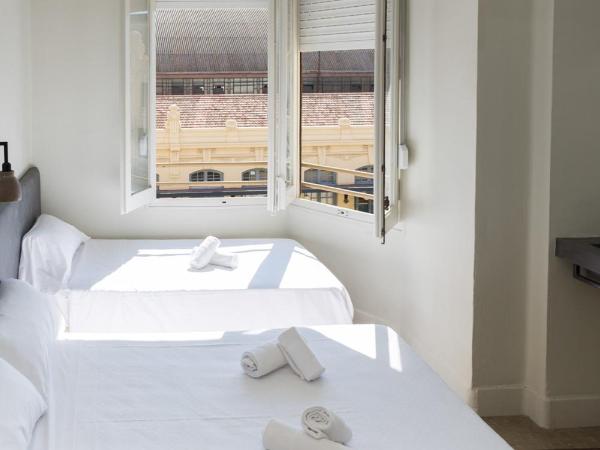 NWT Central Station Valencia : photo 1 de la chambre chambre double ou lits jumeaux