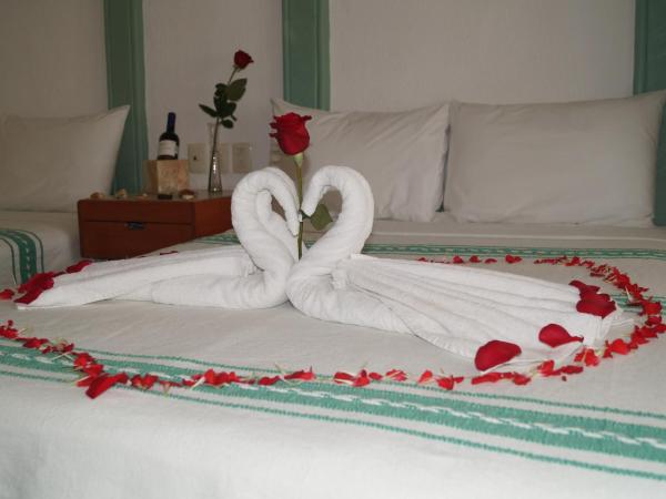 Hotel Careyes Puerto Escondido : photo 8 de la chambre chambre quadruple