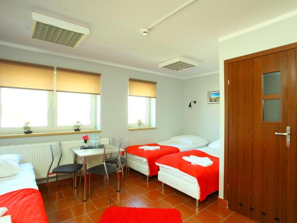 Hostel Bazar : photo 5 de la chambre chambre triple