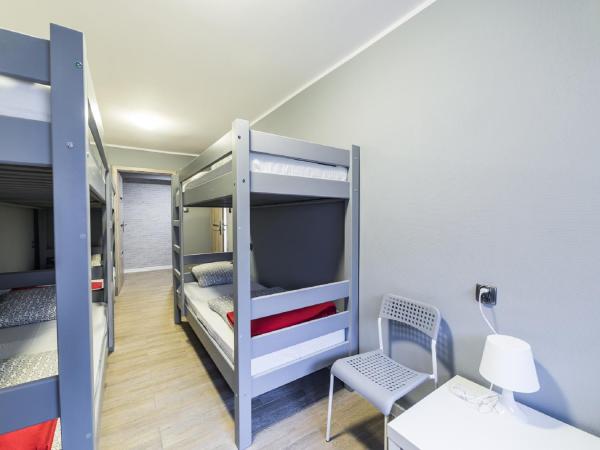 Hostel Filip 2 : photo 7 de la chambre chambre pour 6 personnes avec salle de bains privative