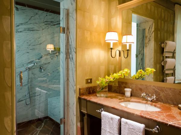 Antica Torre Tornabuoni : photo 5 de la chambre chambre deluxe double ou lits jumeaux