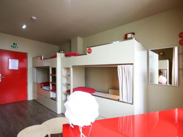 PILOT Design Hostel & Bar : photo 4 de la chambre lit dans dortoir 6 lits