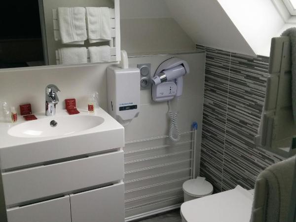 Hôtel de la Grotte : photo 7 de la chambre chambre double confort